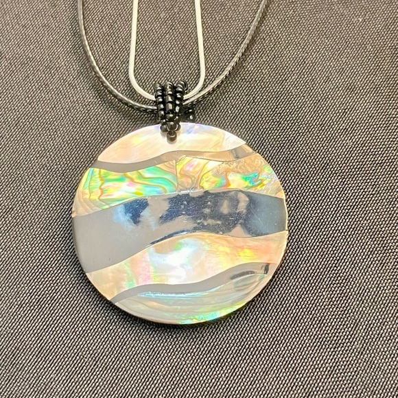 Abalone or MOP Multicolor Pendant Necklace Sterling Chain Beach Statement Gift - Picture 1 of 16